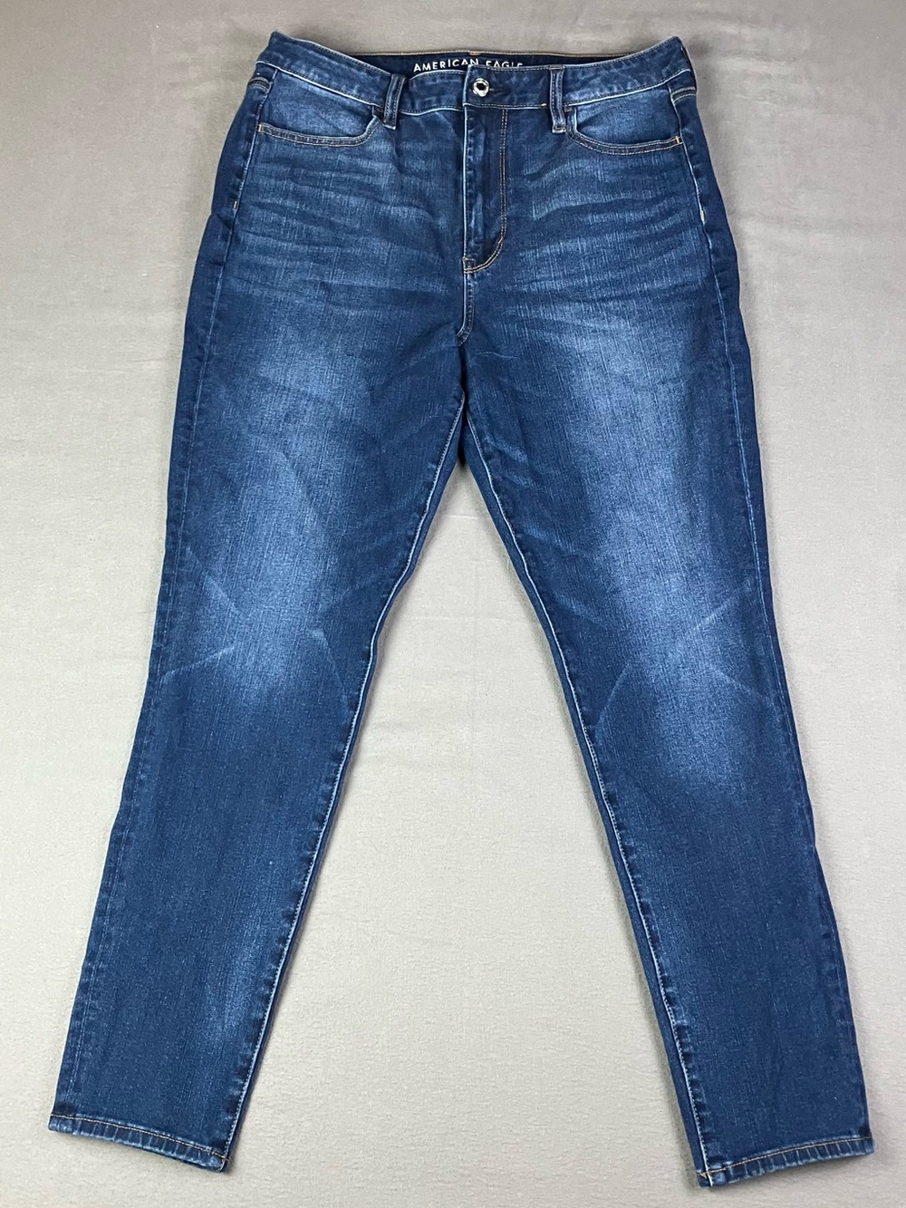 American Eagle Women’s Jeans Size 14 Super Hi-Rise Jeggings Dark Blue Zip Fly. I